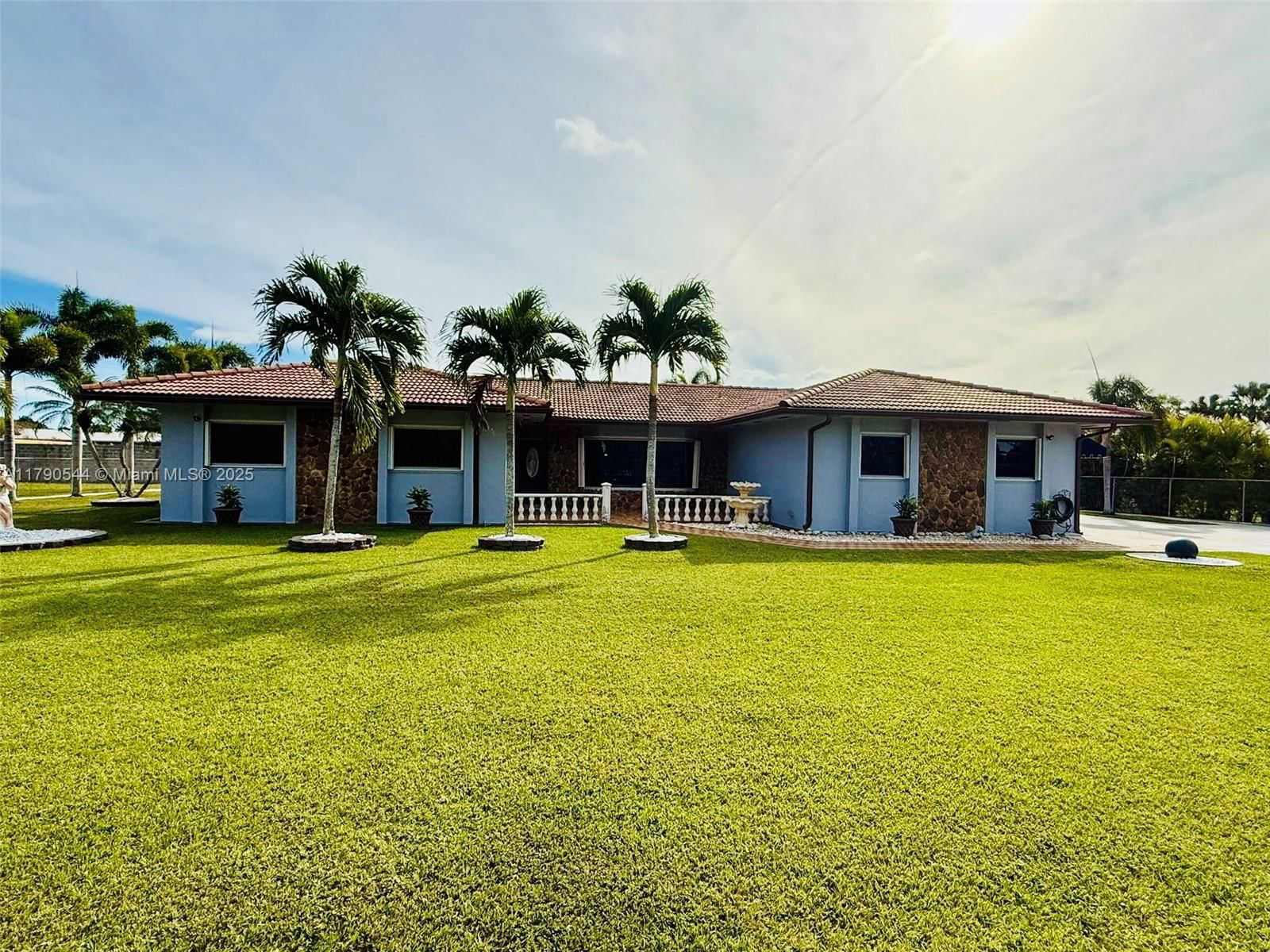 Real estate property located at 17100 274th St, Miami-dade, The Redlands Sec 1, Homestead, FL