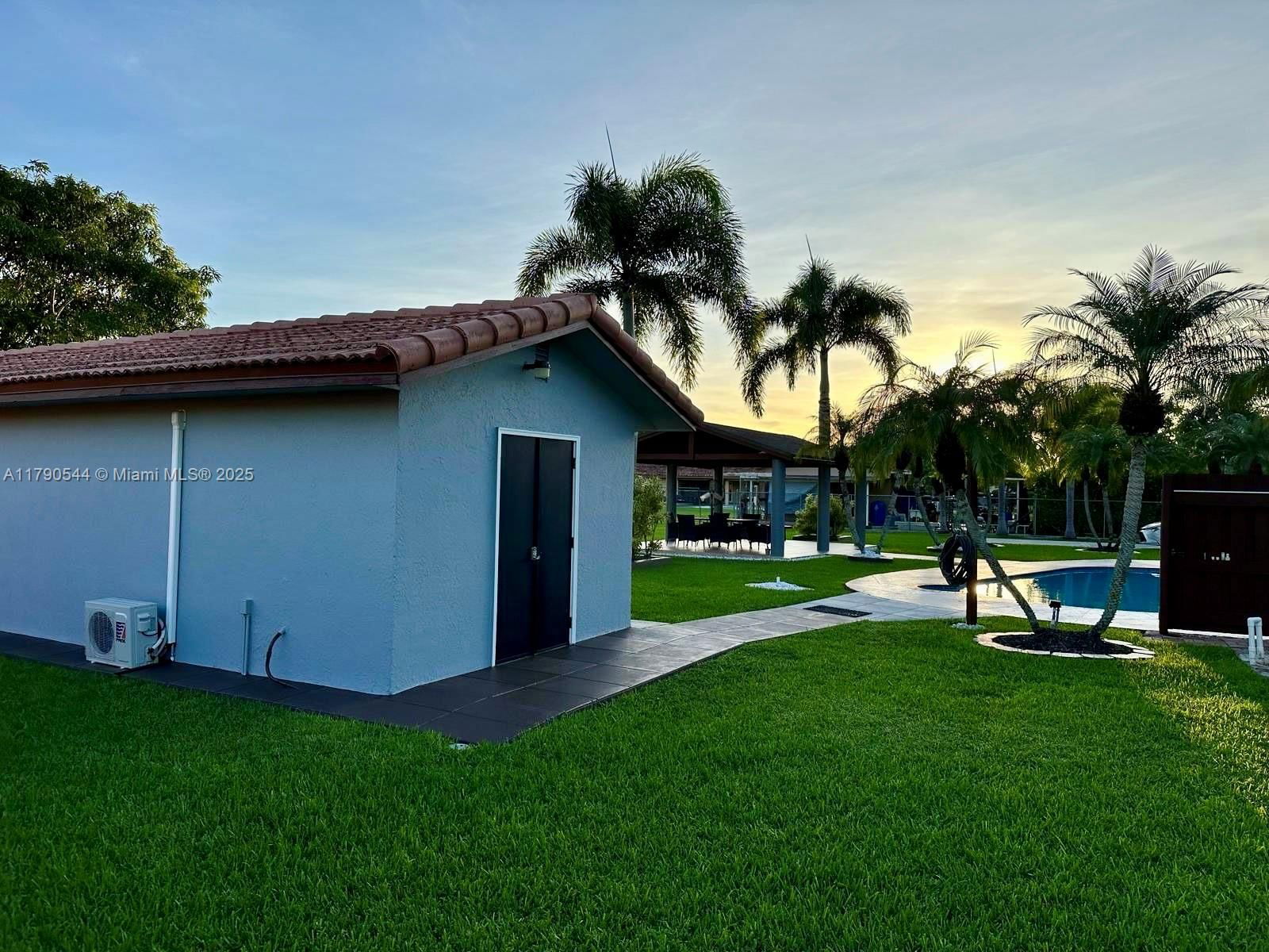 Real estate property located at 17100 274th St, Miami-dade, The Redlands Sec 1, Homestead, FL