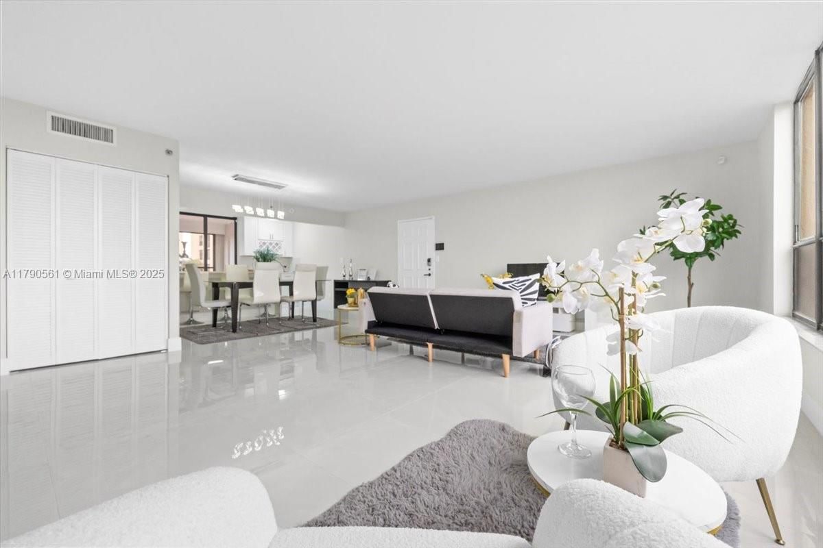 Real estate property located at 7153 Promenade Dr #302, Palm Beach, Promenade At Boca Pointe, Boca Raton, FL