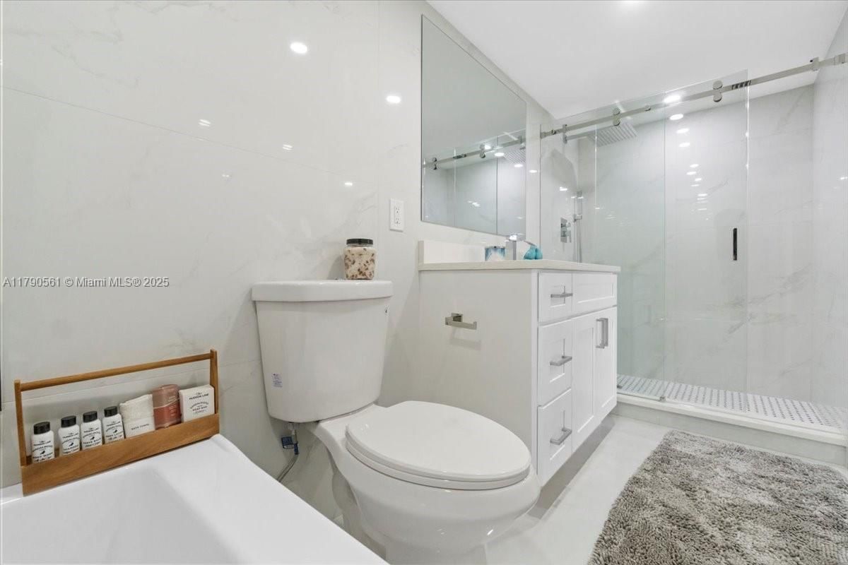 Real estate property located at 7153 Promenade Dr #302, Palm Beach, Promenade At Boca Pointe, Boca Raton, FL