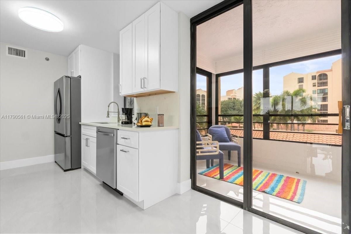 Real estate property located at 7153 Promenade Dr #302, Palm Beach, Promenade At Boca Pointe, Boca Raton, FL