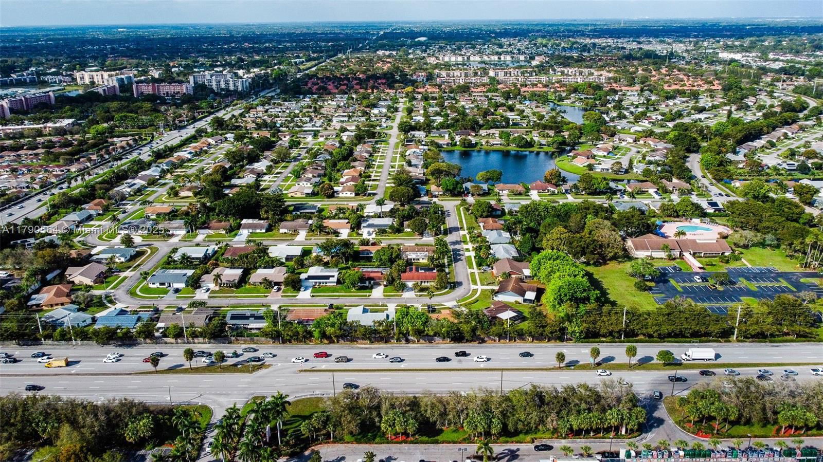 Real estate property located at 6351 Moonstone Way, Palm Beach, Coco Wood Lakes Sec 2, Delray Beach, FL