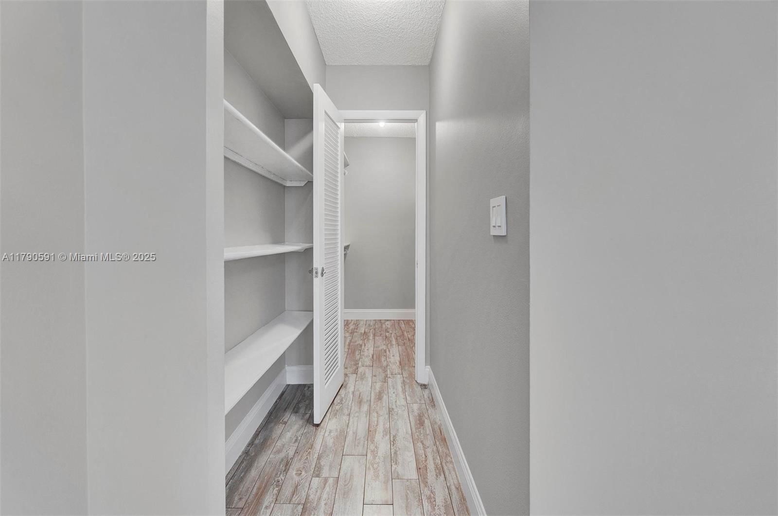 Real estate property located at 1810 New Palm Way #214, Palm Beach, Seacrest Villas Condo, Boynton Beach, FL