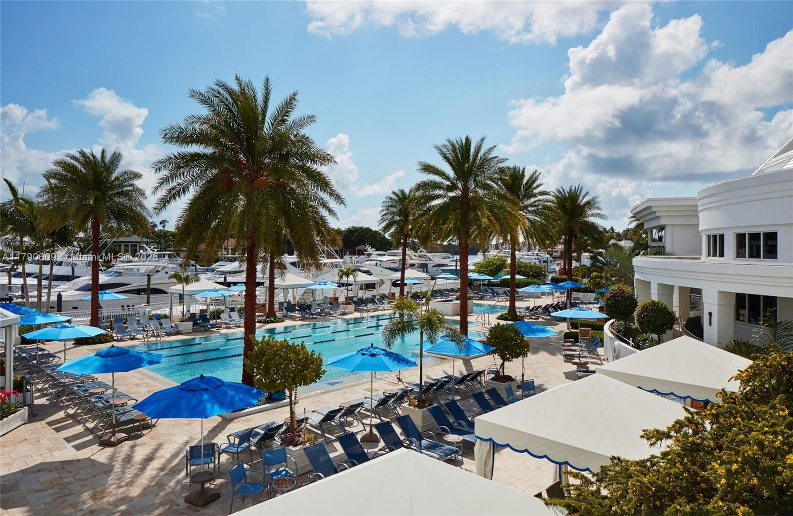 Real estate property located at 121 Spinnaker Ln, Palm Beach, Admirals Cove, Jupiter, FL