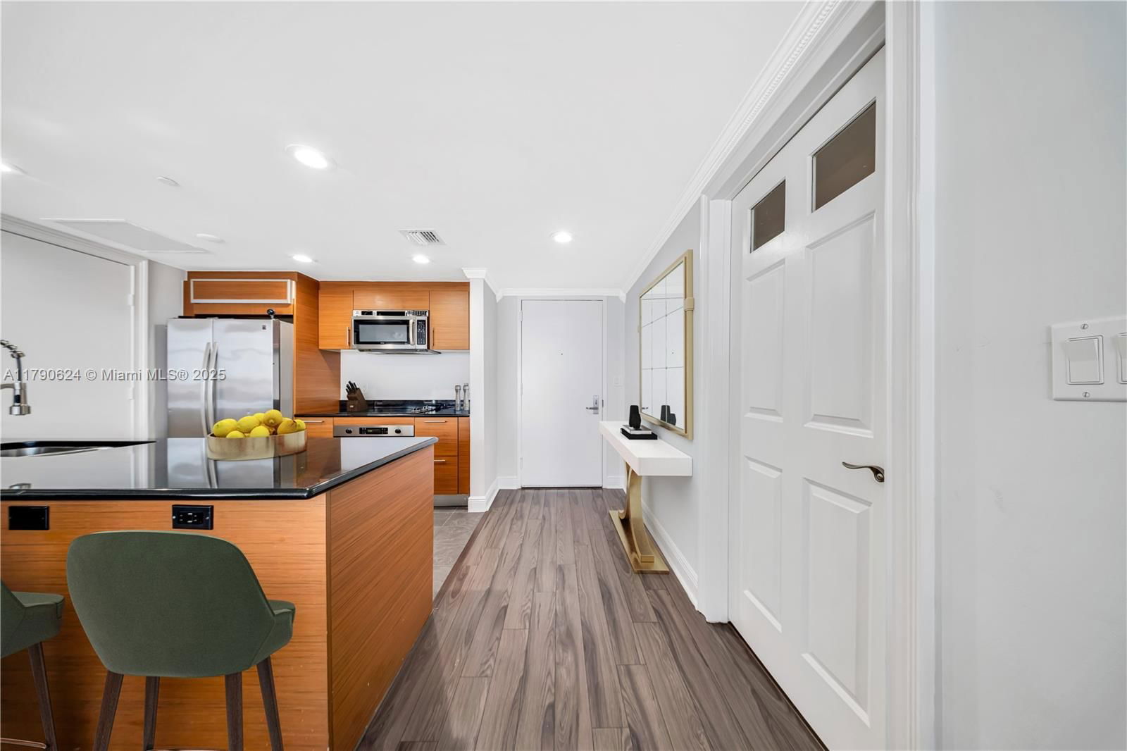 Real estate property located at 50 Biscayne Blvd #4004, Miami-dade, 50 Biscayne Condo, Miami, FL