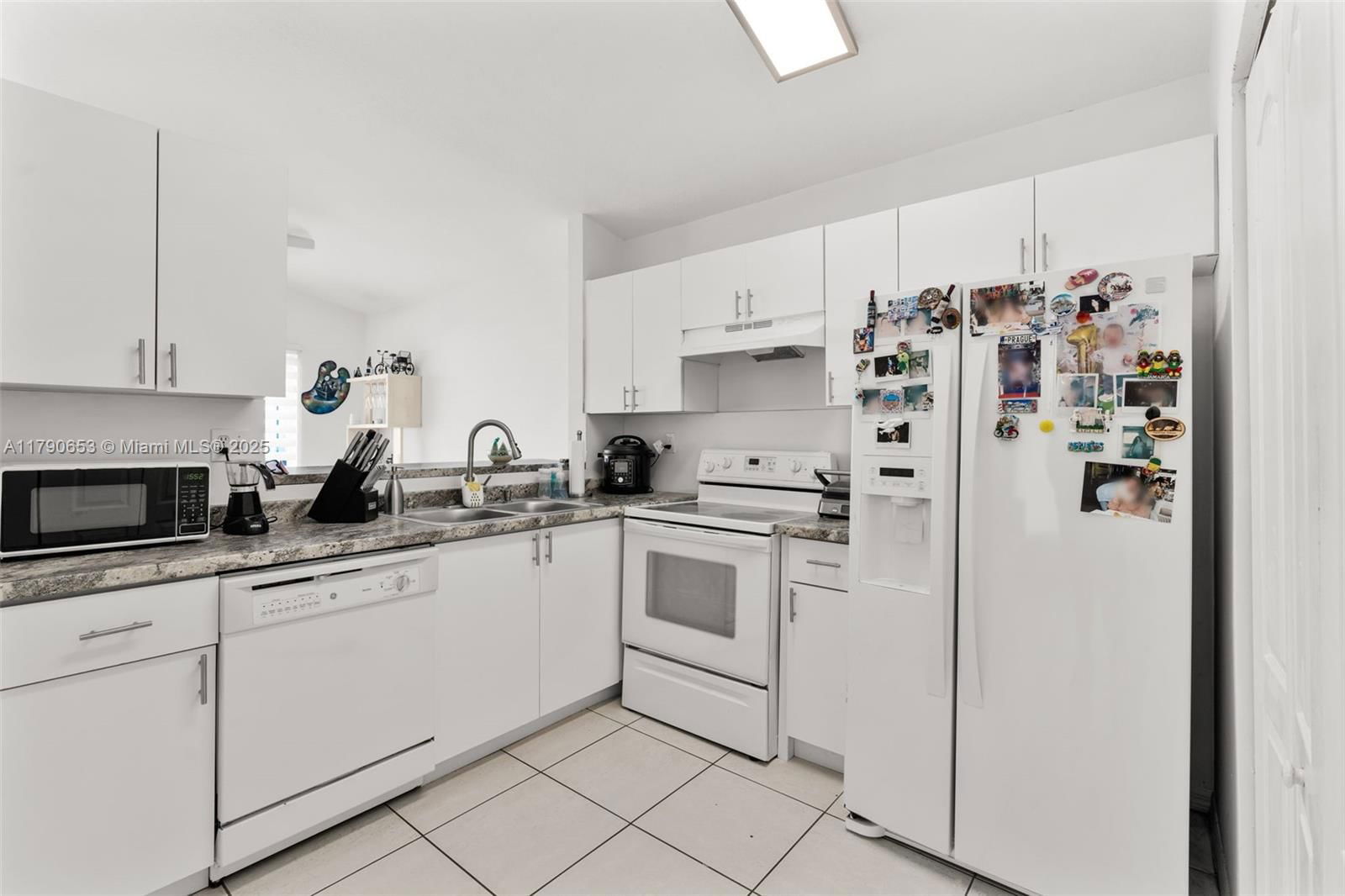 Real estate property located at 17834 144th Ct, Miami-dade, Aristotle Sub Phase Iv, Miami, FL