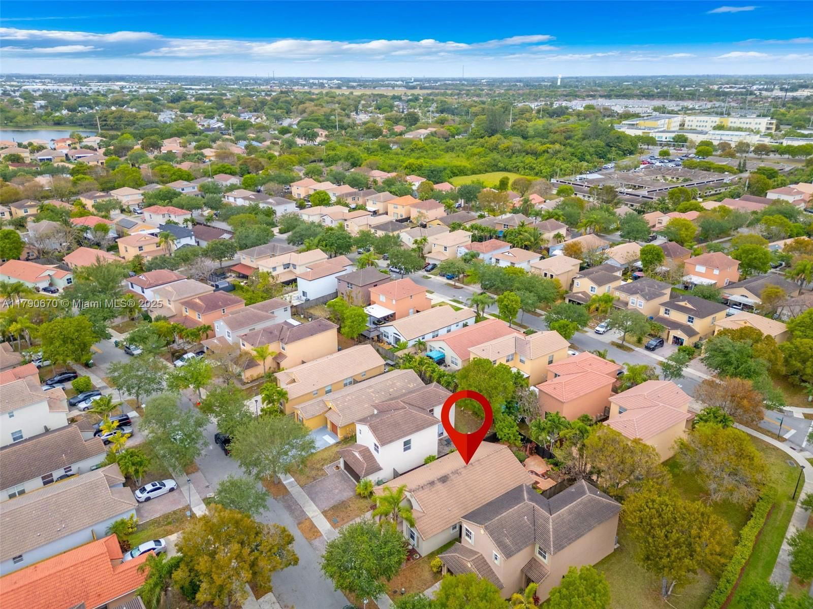 Real estate property located at 1931 14th Ct, Miami-dade, Shores At Keys Gate, Homestead, FL