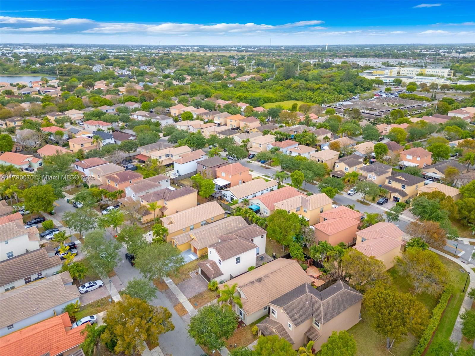Real estate property located at 1931 14th Ct, Miami-dade, Shores At Keys Gate, Homestead, FL
