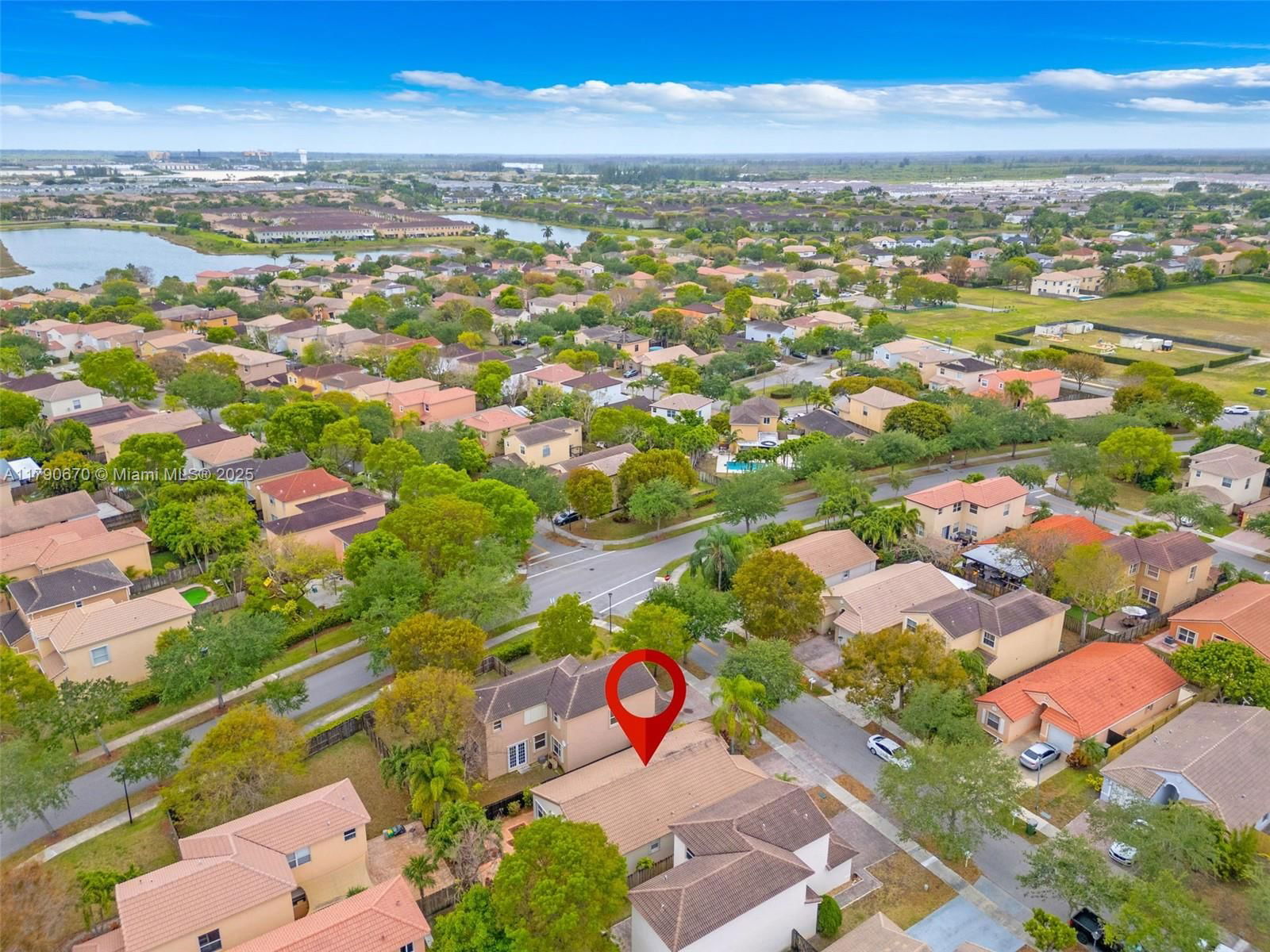 Real estate property located at 1931 14th Ct, Miami-dade, Shores At Keys Gate, Homestead, FL
