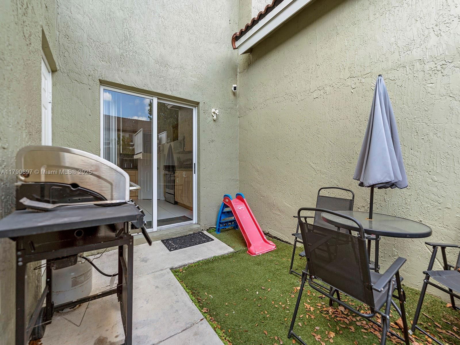 Real estate property located at 2352 21st St, Miami-dade, Towngate North, Homestead, FL