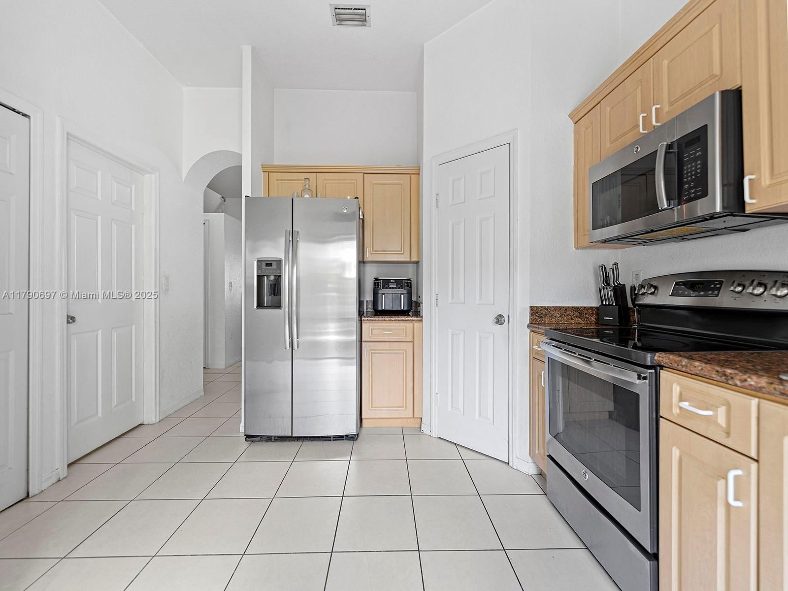 Real estate property located at 2352 21st St, Miami-dade, Towngate North, Homestead, FL