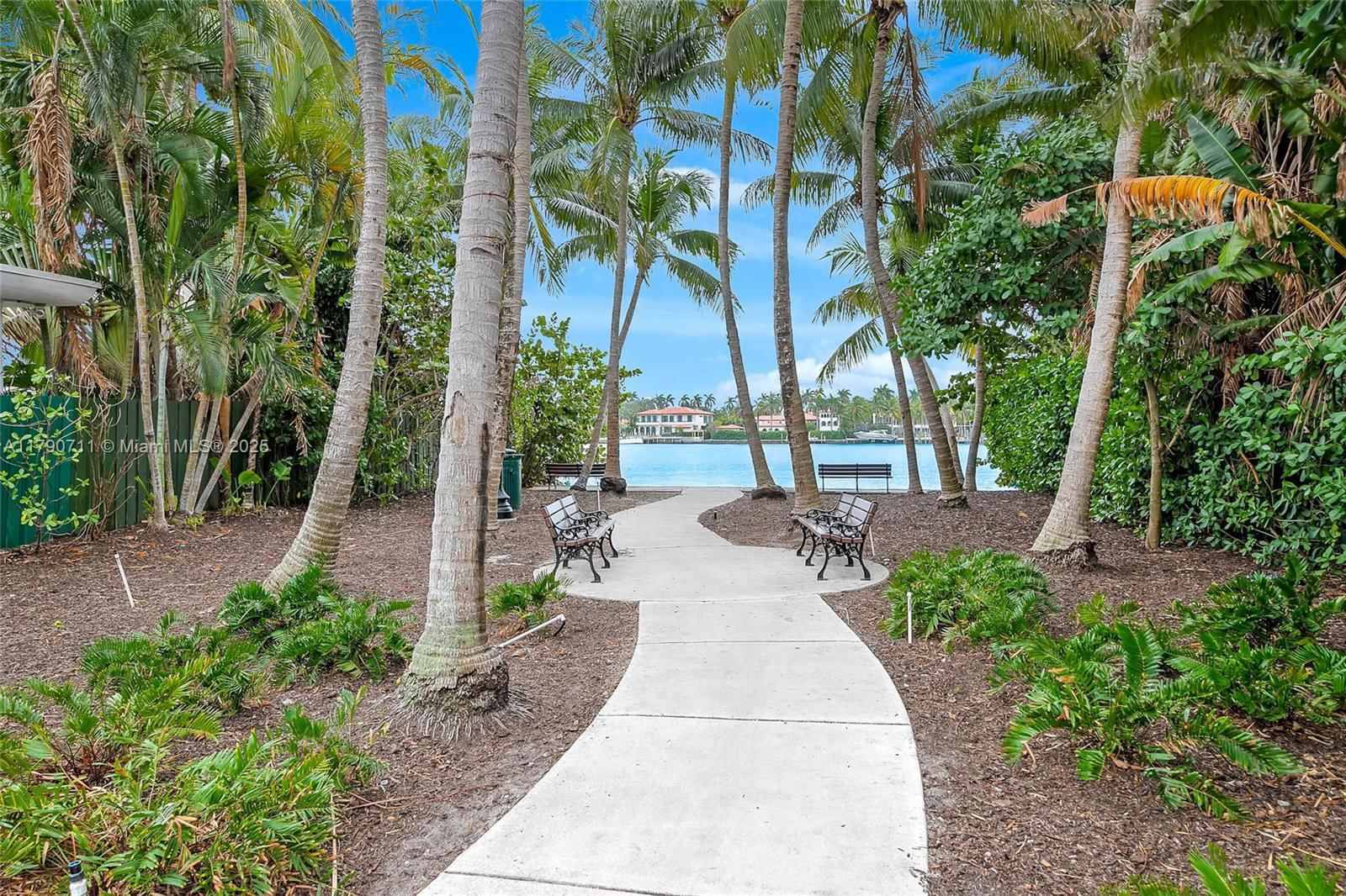 Real estate property located at 1311 Bay Dr, Miami-dade, Ocean Side Sec Of The Isl, Miami Beach, FL