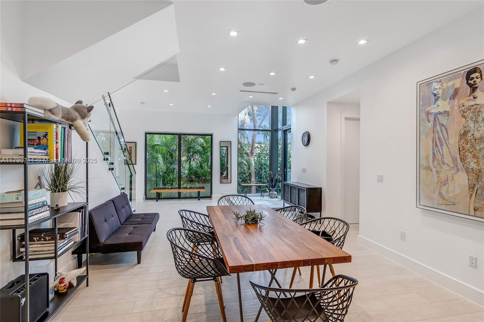 Real estate property located at 1311 Bay Dr, Miami-dade, Ocean Side Sec Of The Isl, Miami Beach, FL