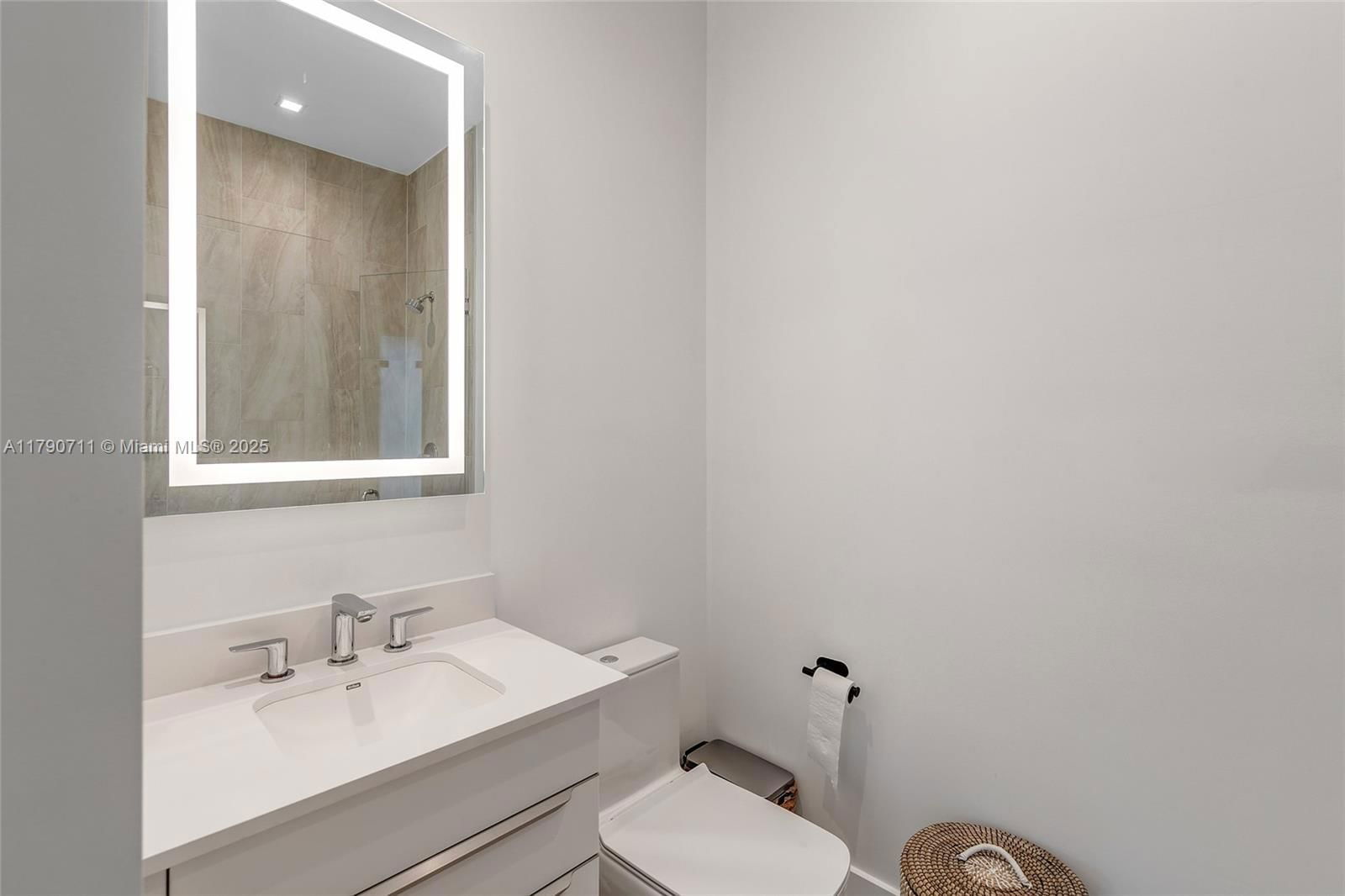 Real estate property located at 1311 Bay Dr, Miami-dade, Ocean Side Sec Of The Isl, Miami Beach, FL