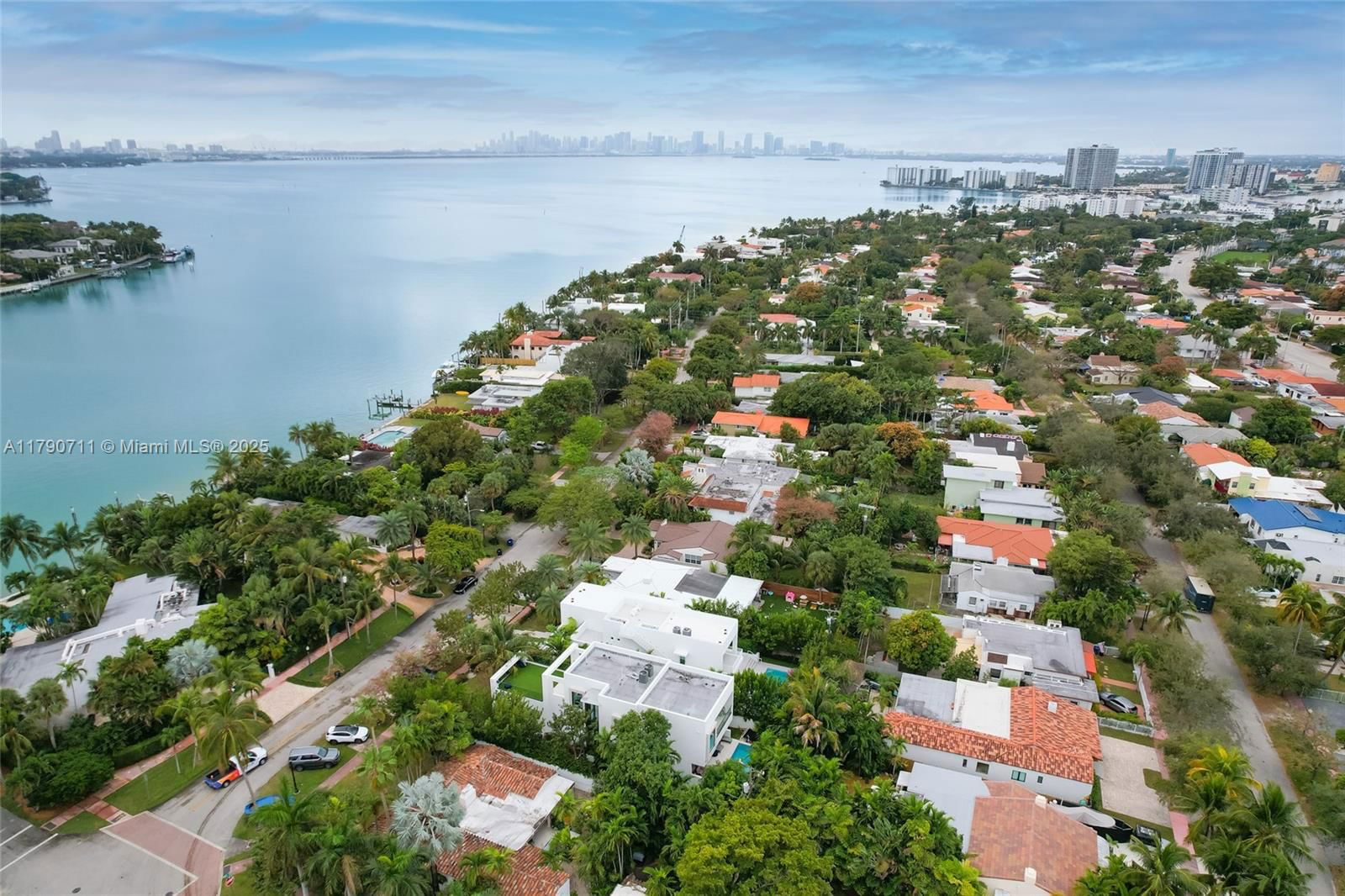 Real estate property located at 1311 Bay Dr, Miami-dade, Ocean Side Sec Of The Isl, Miami Beach, FL