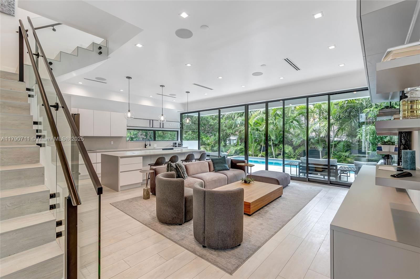 Real estate property located at 1311 Bay Dr, Miami-dade, Ocean Side Sec Of The Isl, Miami Beach, FL