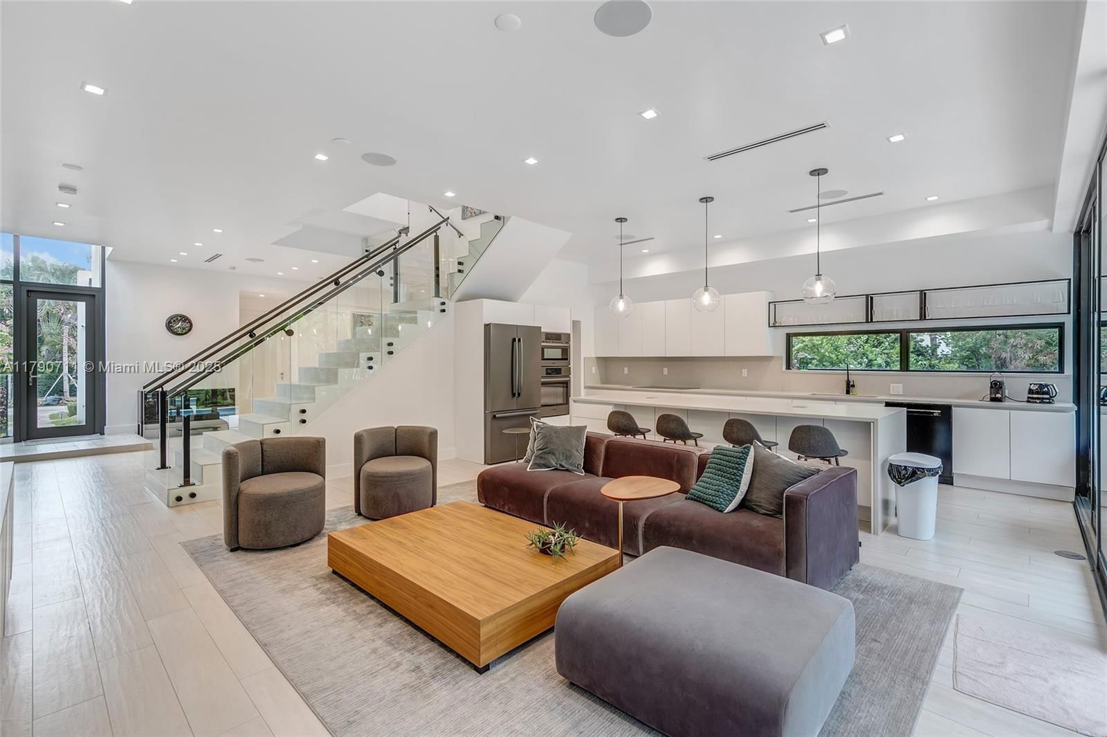 Real estate property located at 1311 Bay Dr, Miami-dade, Ocean Side Sec Of The Isl, Miami Beach, FL