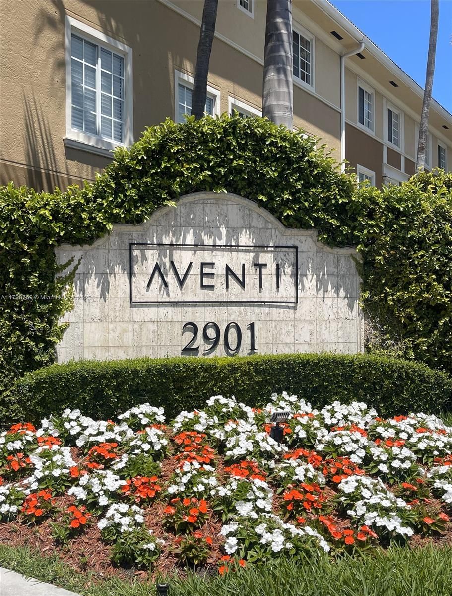 Real estate property located at 2861 185th St #305, Miami-dade, Aventi At Aventura, Aventura, FL