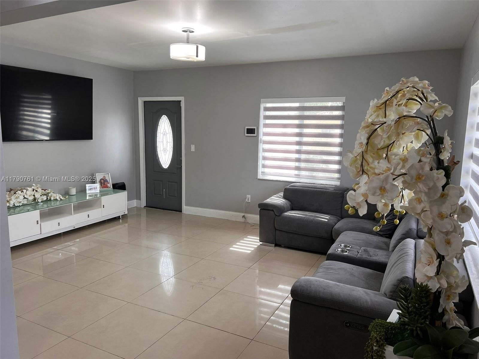 Real estate property located at 601 9th Ave, Miami-dade, Rose Sub, Hialeah, FL