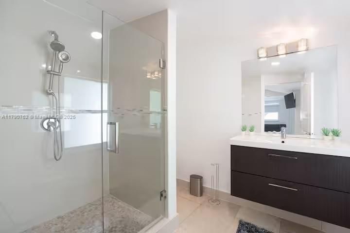 Real estate property located at 17650 19th Ave, Miami-dade, Fulford By Sea Sec A, North Miami Beach, FL