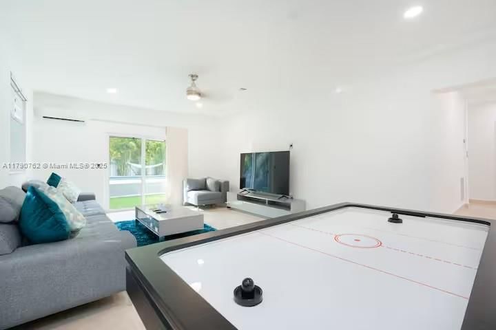 Real estate property located at 17650 19th Ave, Miami-dade, Fulford By Sea Sec A, North Miami Beach, FL