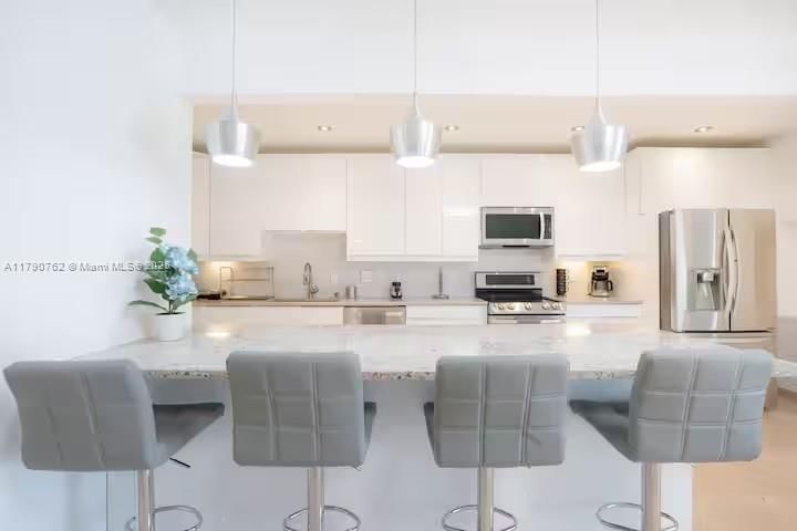 Real estate property located at 17650 19th Ave, Miami-dade, Fulford By Sea Sec A, North Miami Beach, FL