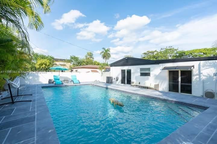 Real estate property located at 17650 19th Ave, Miami-dade, Fulford By Sea Sec A, North Miami Beach, FL