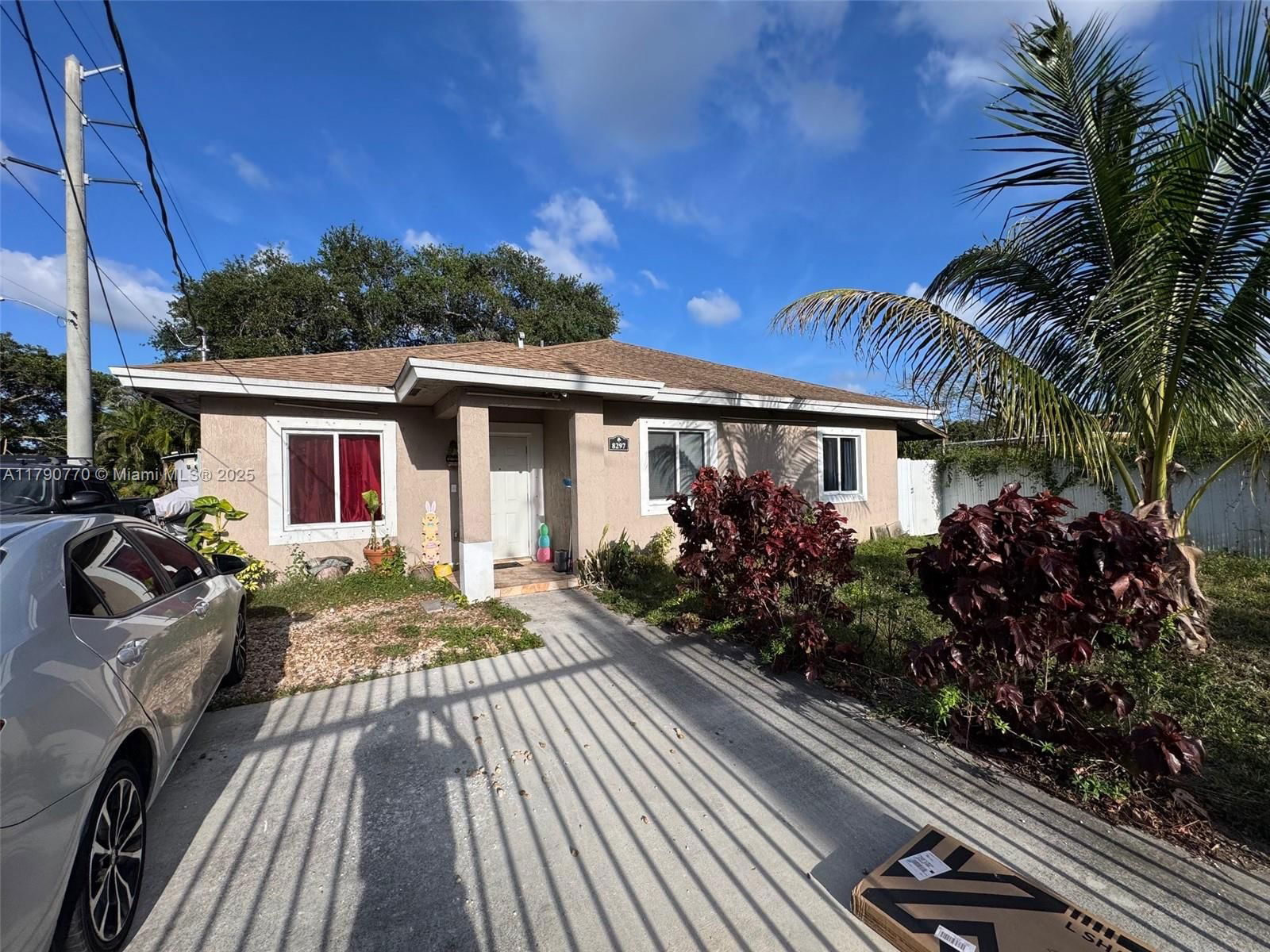 Real estate property located at 8297 12th Pl, Miami-dade, Crescent Heights, Miami, FL