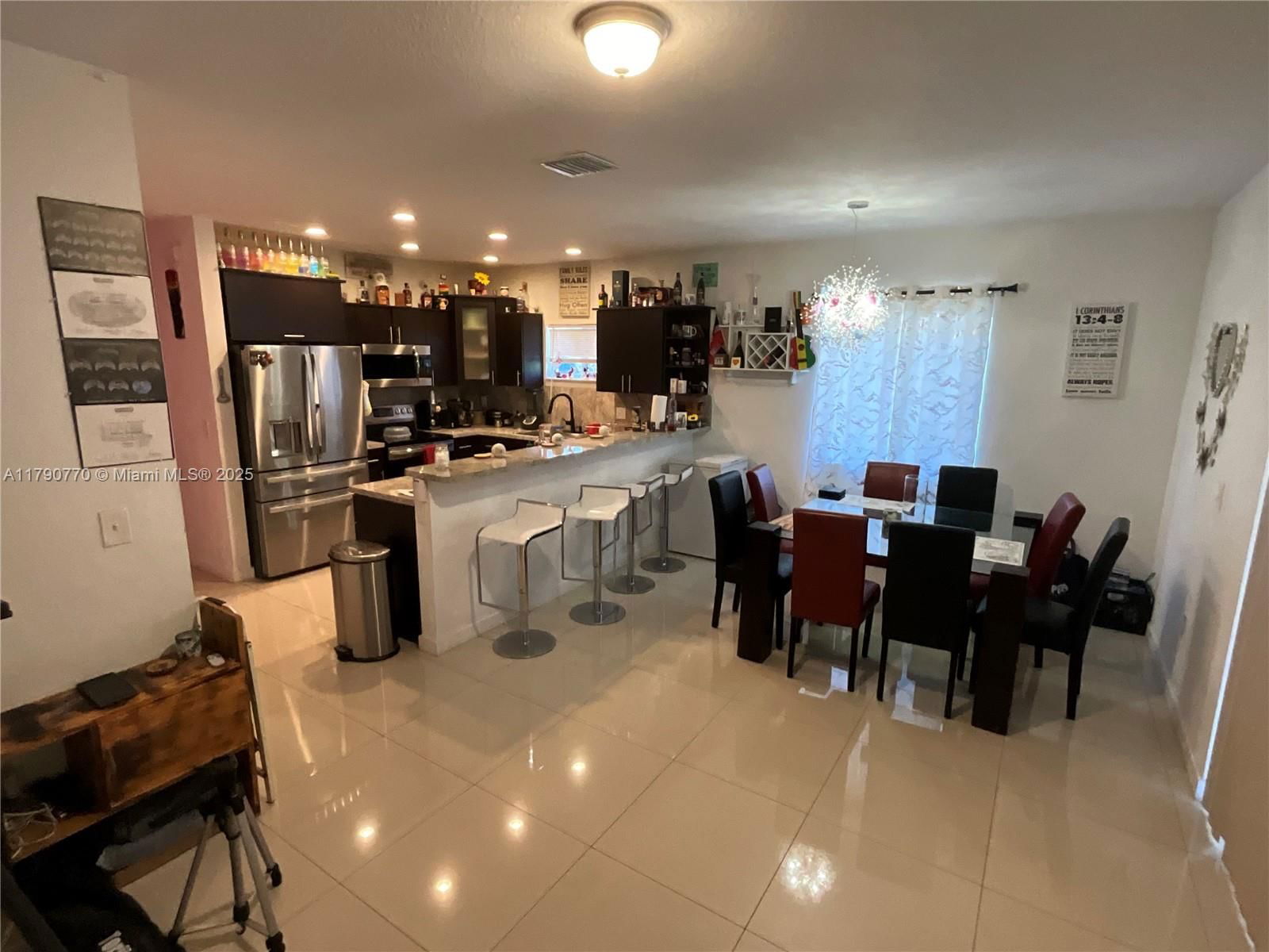 Real estate property located at 8297 12th Pl, Miami-dade, Crescent Heights, Miami, FL