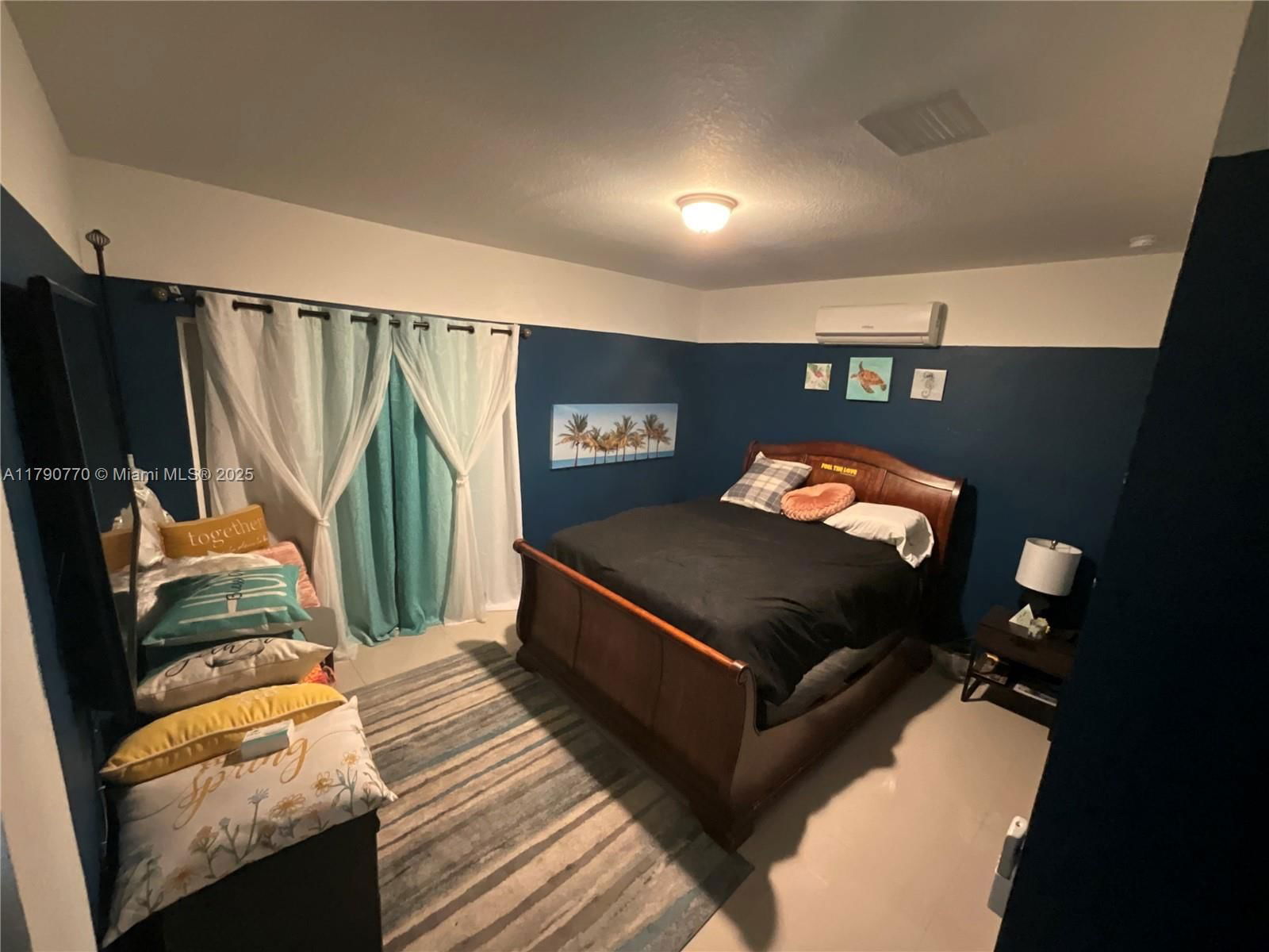 Real estate property located at 8297 12th Pl, Miami-dade, Crescent Heights, Miami, FL
