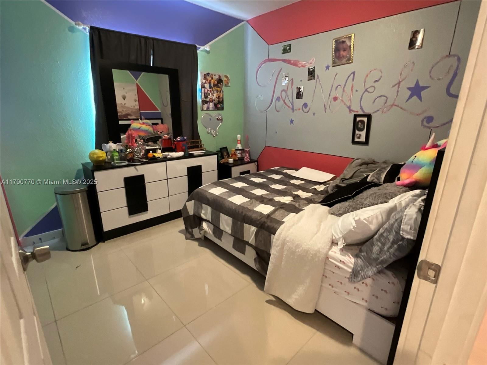 Real estate property located at 8297 12th Pl, Miami-dade, Crescent Heights, Miami, FL