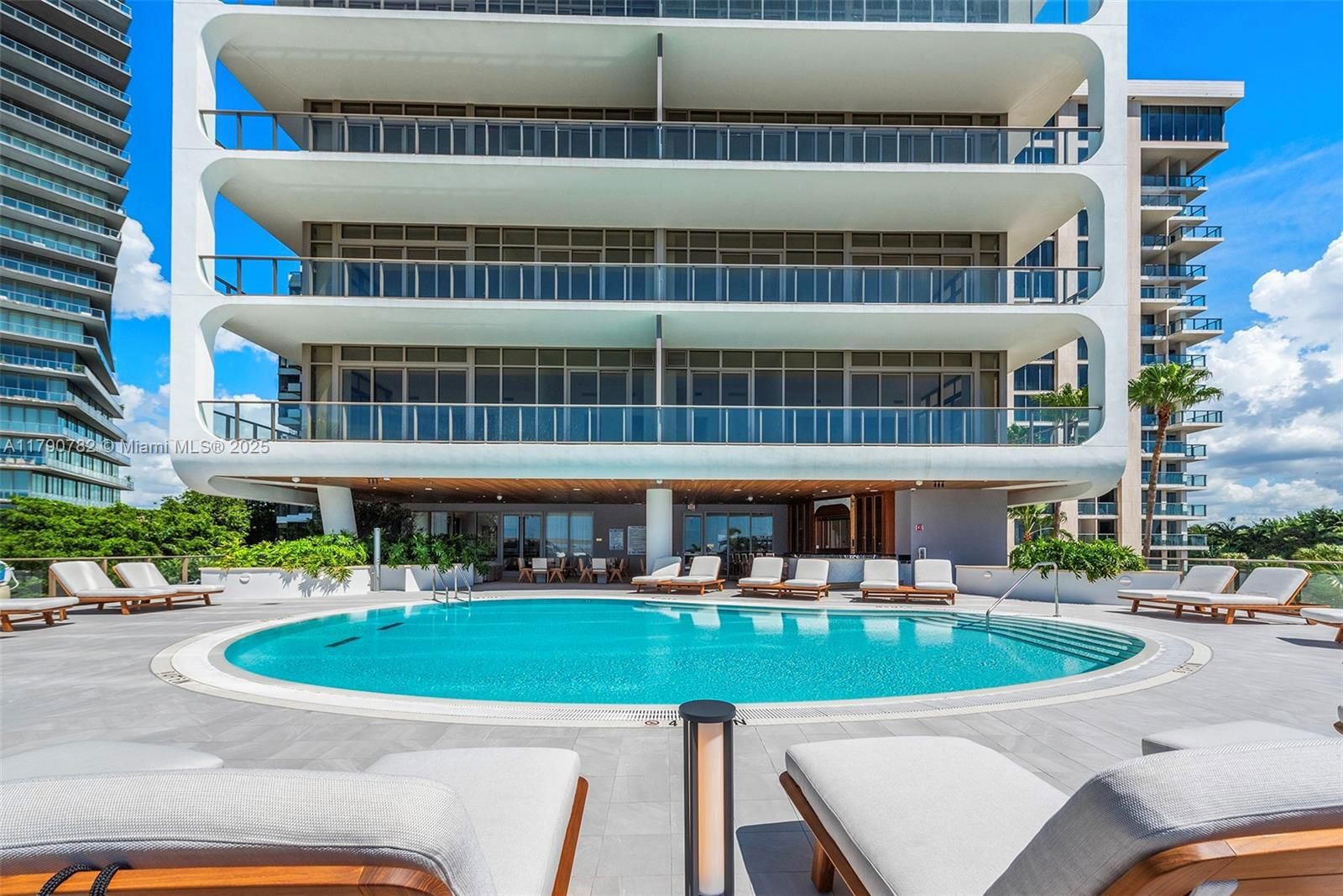 Real estate property located at 2655 Bayshore Drive #1006, Miami-dade, Mr. C Residences, Coconut Grove, FL