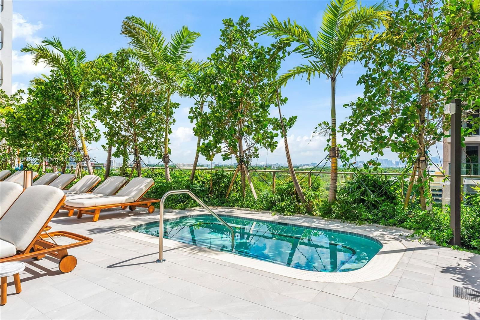 Real estate property located at 2655 Bayshore Drive #1006, Miami-dade, Mr. C Residences, Coconut Grove, FL