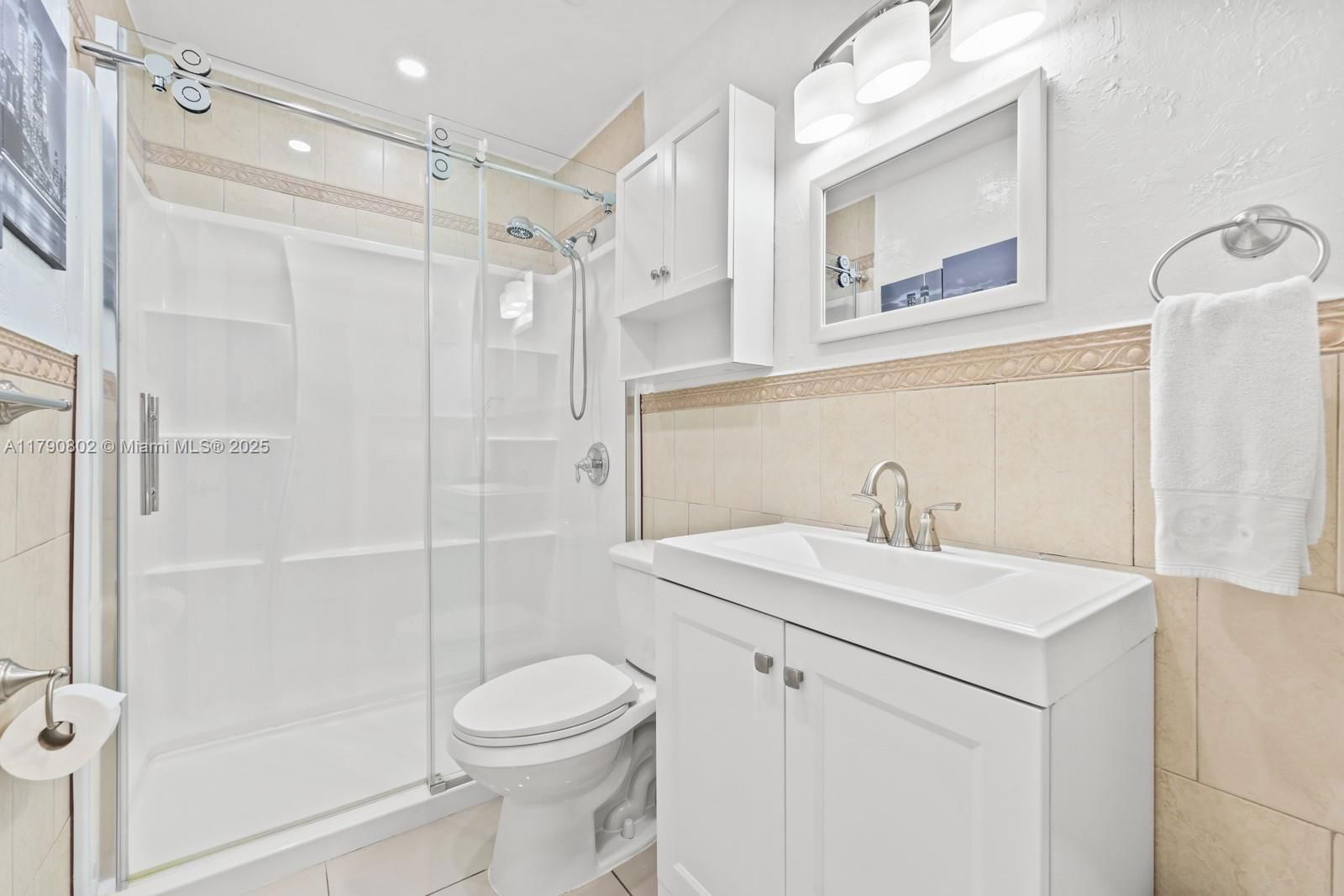 Real estate property located at 6800 26th St, Broward, Palm Lane Homes In Mirama, Miramar, FL
