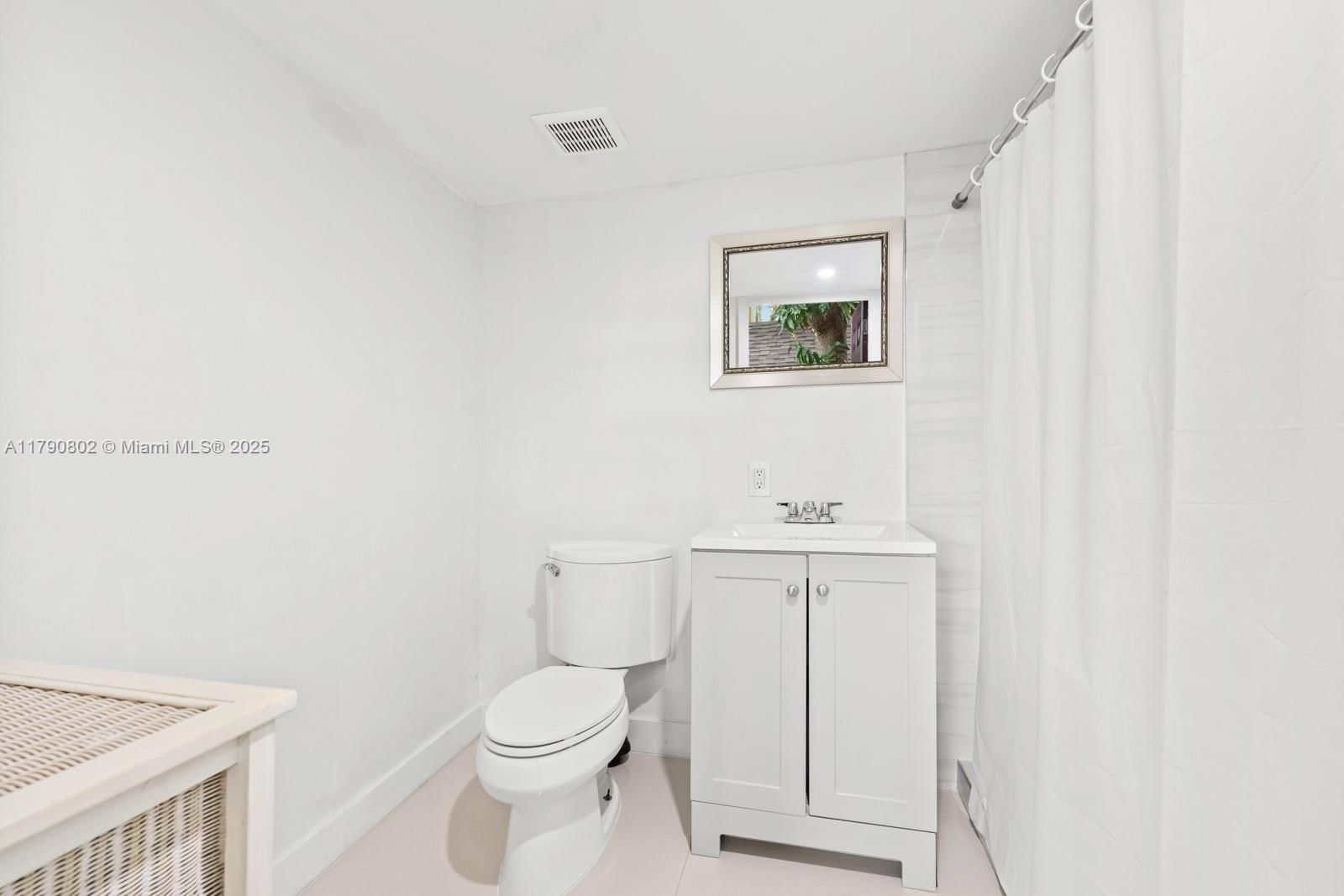 Real estate property located at 6800 26th St, Broward, Palm Lane Homes In Mirama, Miramar, FL