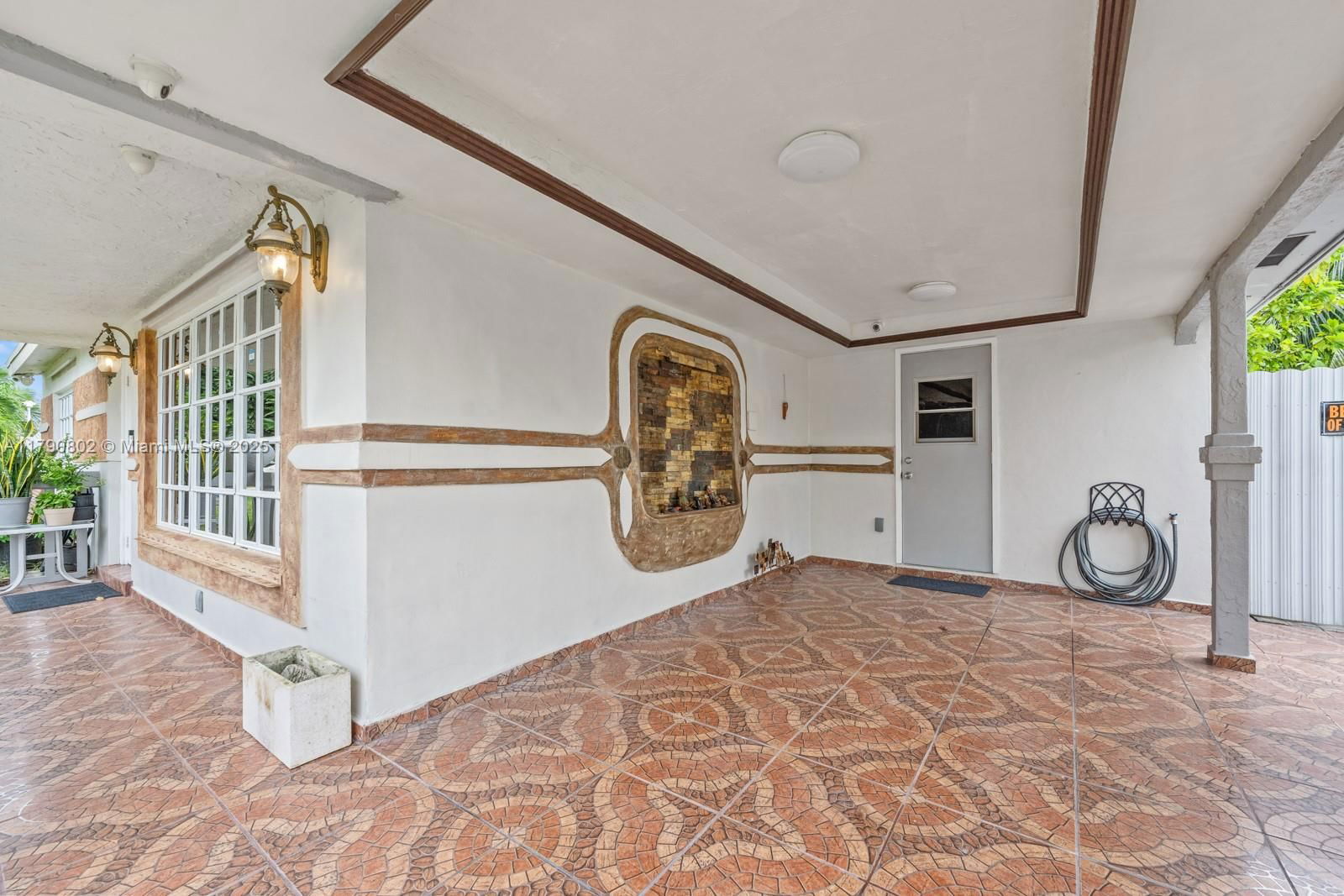 Real estate property located at 6800 26th St, Broward, Palm Lane Homes In Mirama, Miramar, FL