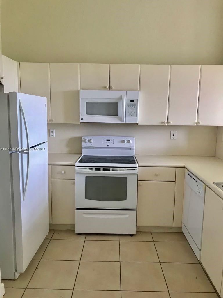 Real estate property located at 2731 17th Ave #201, Miami-dade, Shoma Condo At Keys Cove, Homestead, FL