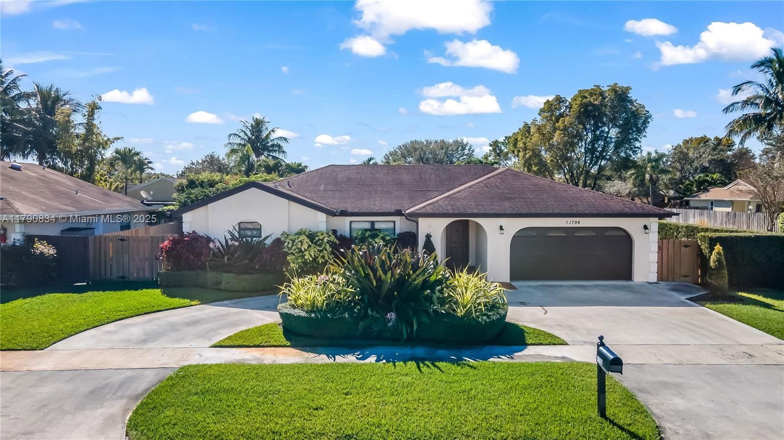 Real estate property located at 11798 51st Ct, Broward, Flamingo Gardens, Cooper City, FL
