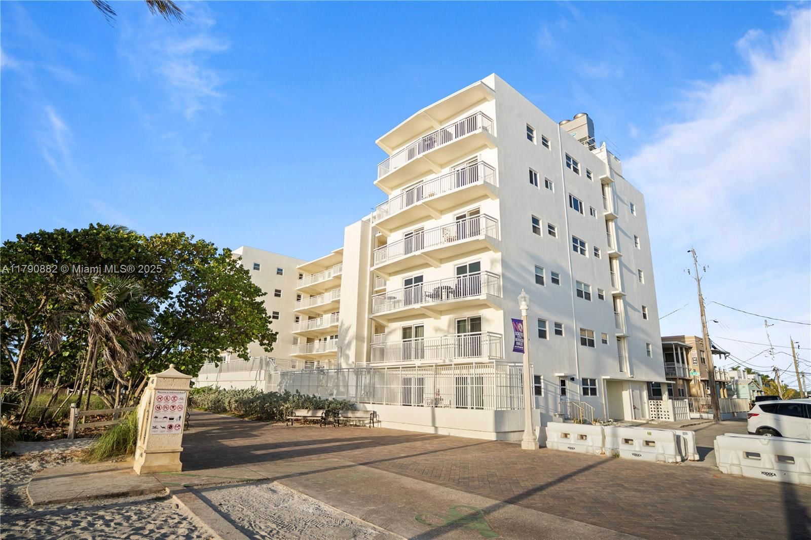 Real estate property located at 901 Surf Rd #603, Broward, Andoric Apts Co-op, Hollywood, FL