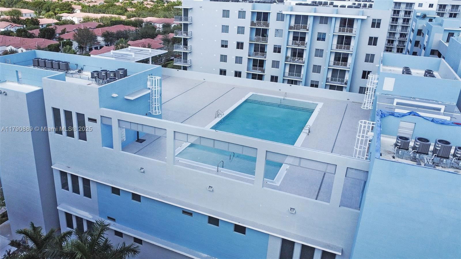 Real estate property located at 7825 107th Ave #417, Miami-dade, Midtown At Doral, Doral, FL