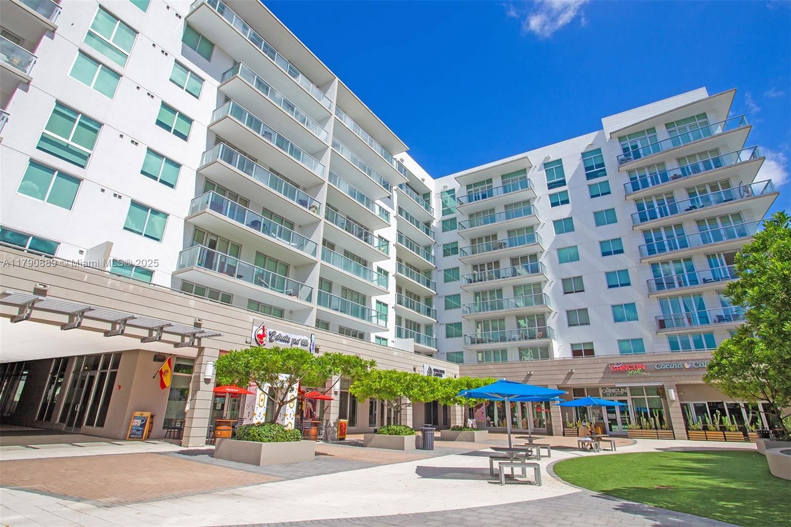Real estate property located at 7825 107th Ave #417, Miami-dade, Midtown At Doral, Doral, FL