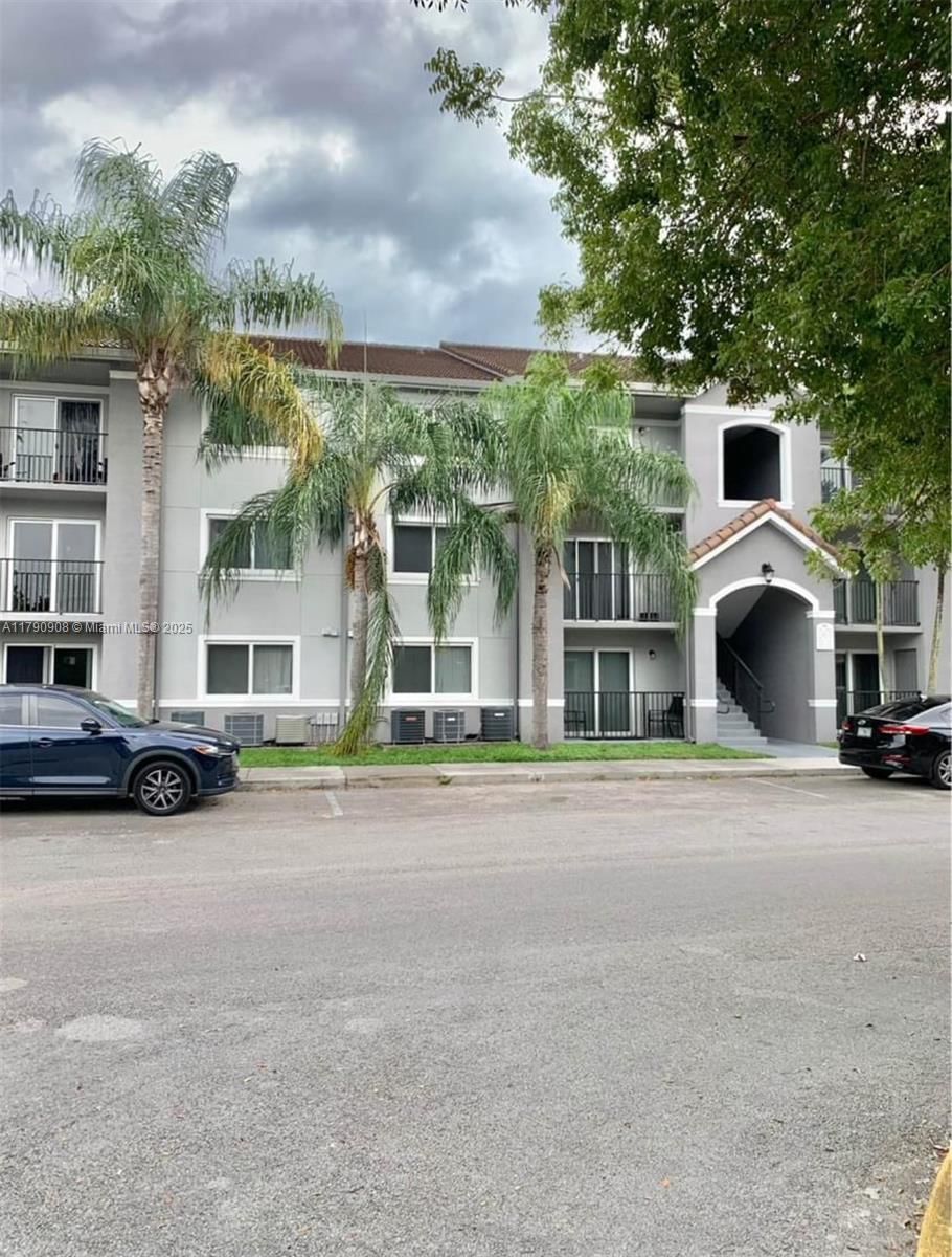 Real estate property located at 15470 284th St #3308, Miami-dade, Vista Trace 3 Condo, Homestead, FL