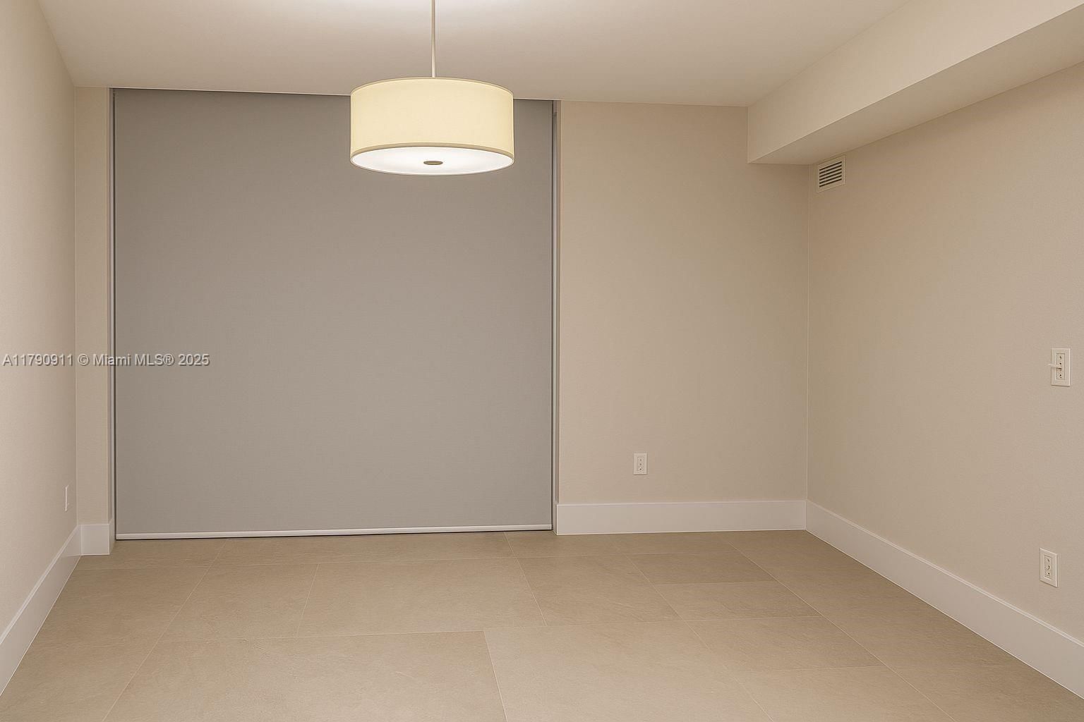 Real estate property located at 488 18th St #1209, Miami-dade, Aria On The Bay Condo, Miami, FL