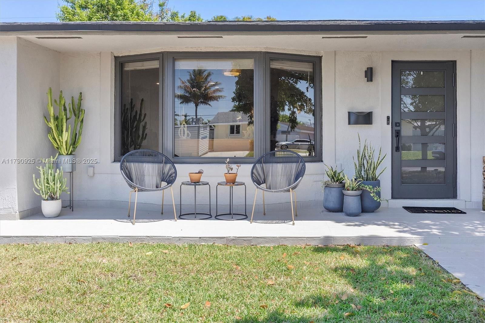 Real estate property located at 19825 88th Ct, Miami-dade, Cutler Ridge Pines, Cutler Bay, FL