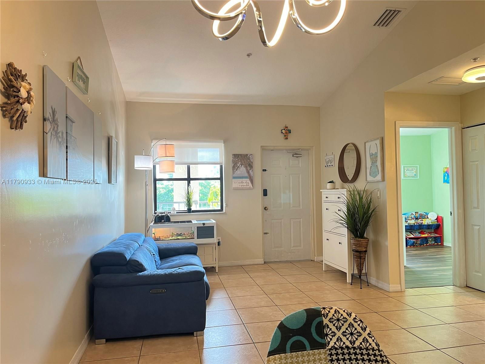 Real estate property located at 22731 88th Pl #303, Miami-dade, The Courts At Bayshore Ii, Cutler Bay, FL