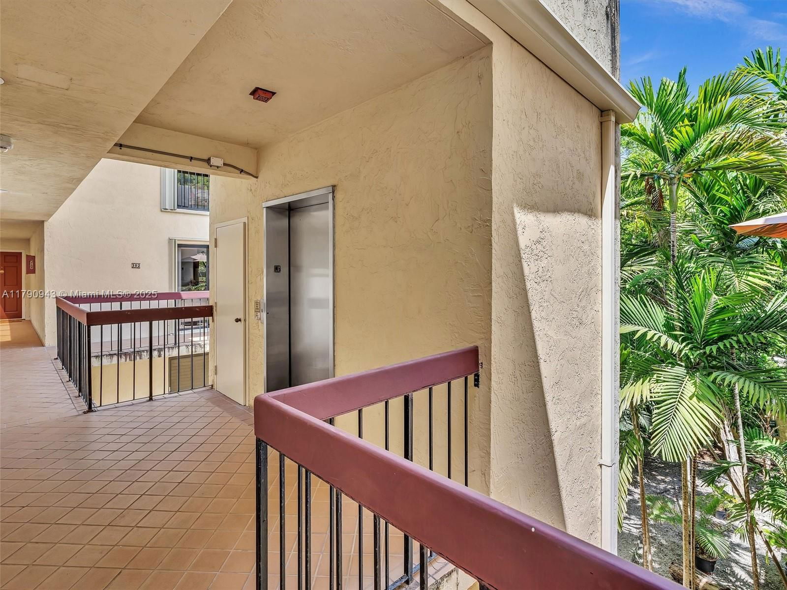 Real estate property located at 2400 Brickell Ave #306D, Miami-dade, Brickell Forest Condo, Miami, FL