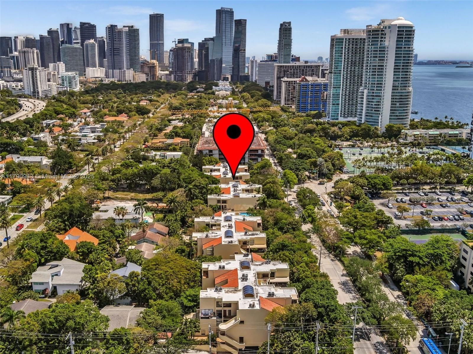 Real estate property located at 2400 Brickell Ave #306D, Miami-dade, Brickell Forest Condo, Miami, FL