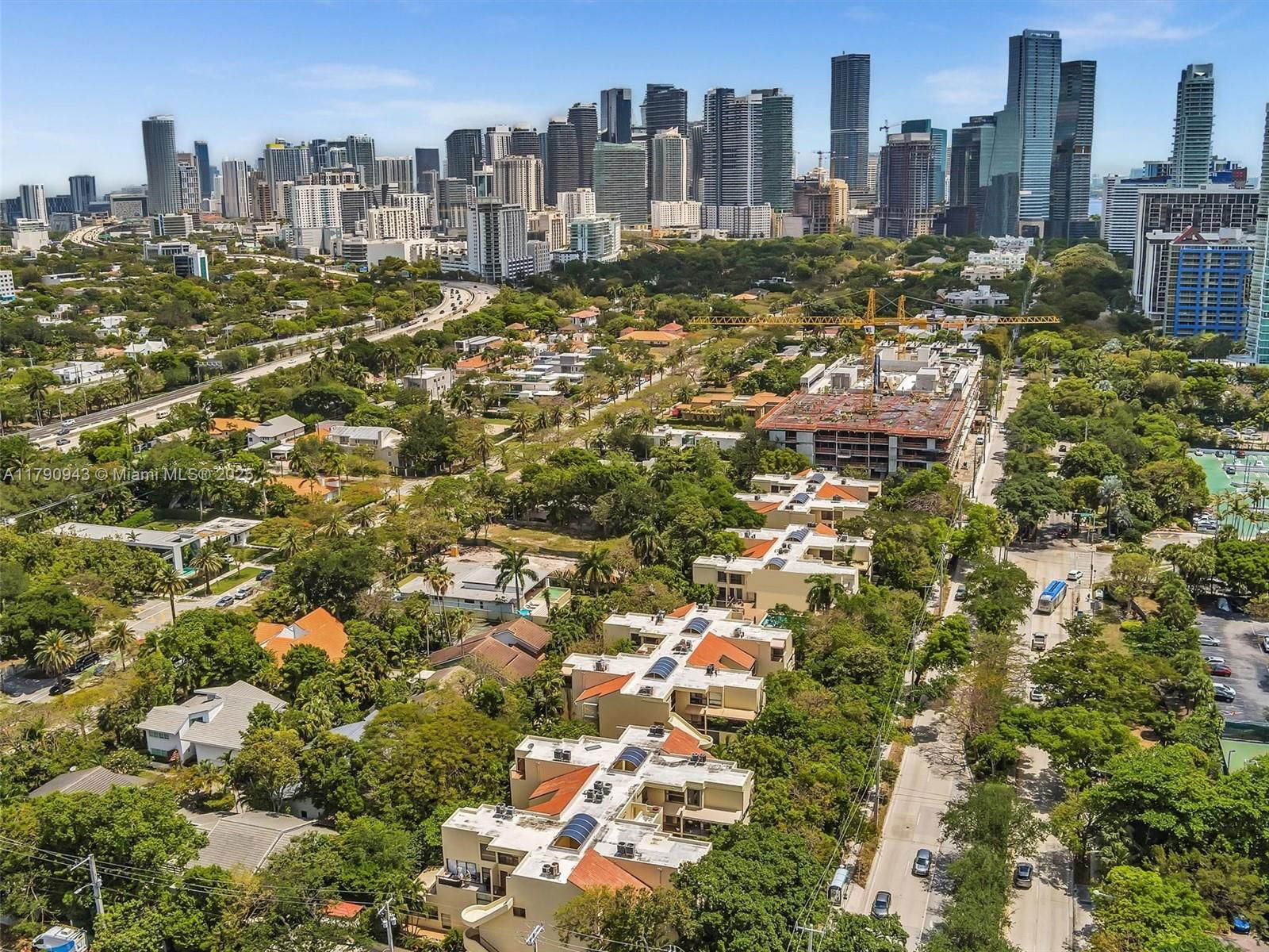 Real estate property located at 2400 Brickell Ave #306D, Miami-dade, Brickell Forest Condo, Miami, FL