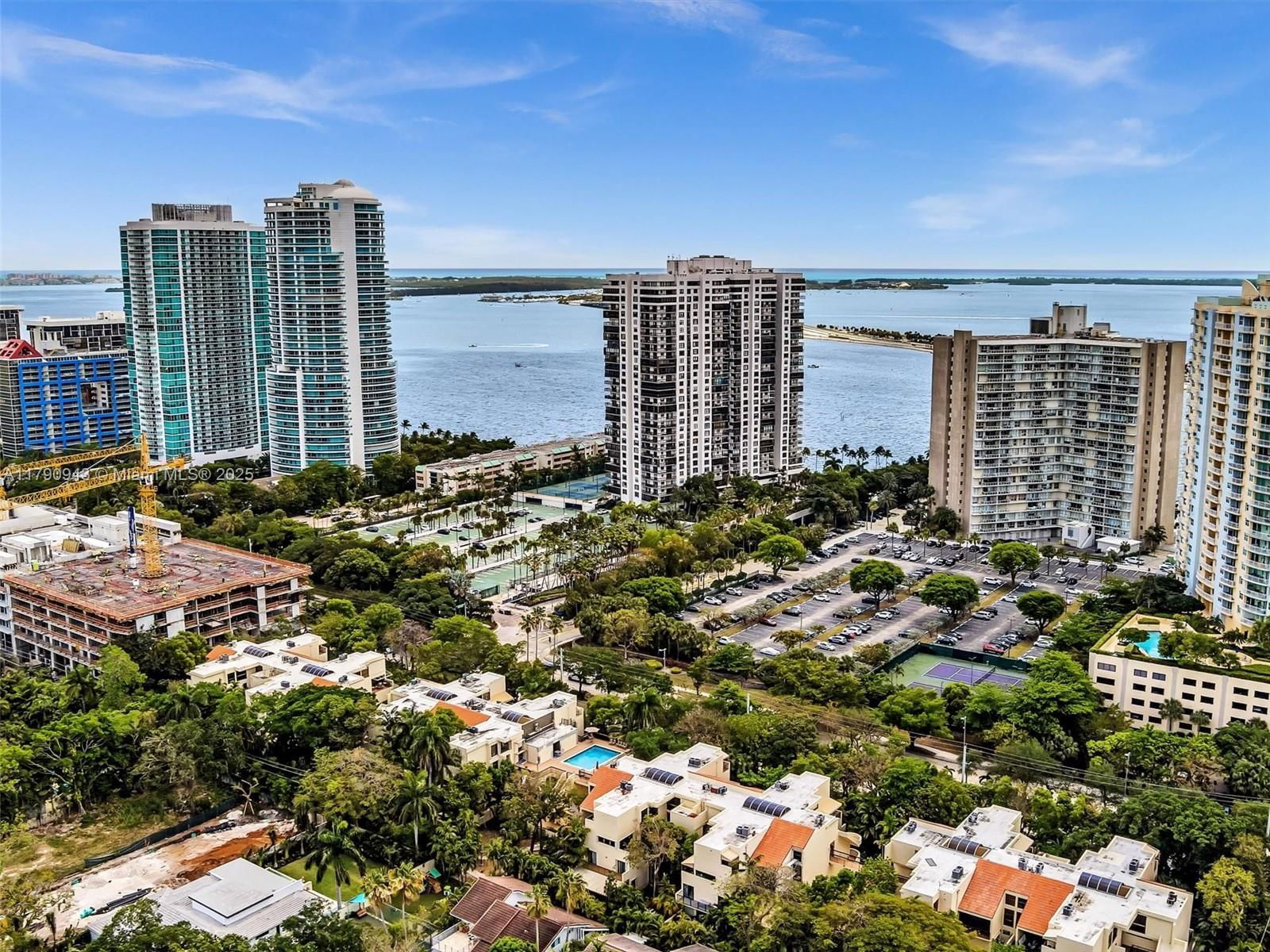 Real estate property located at 2400 Brickell Ave #306D, Miami-dade, Brickell Forest Condo, Miami, FL