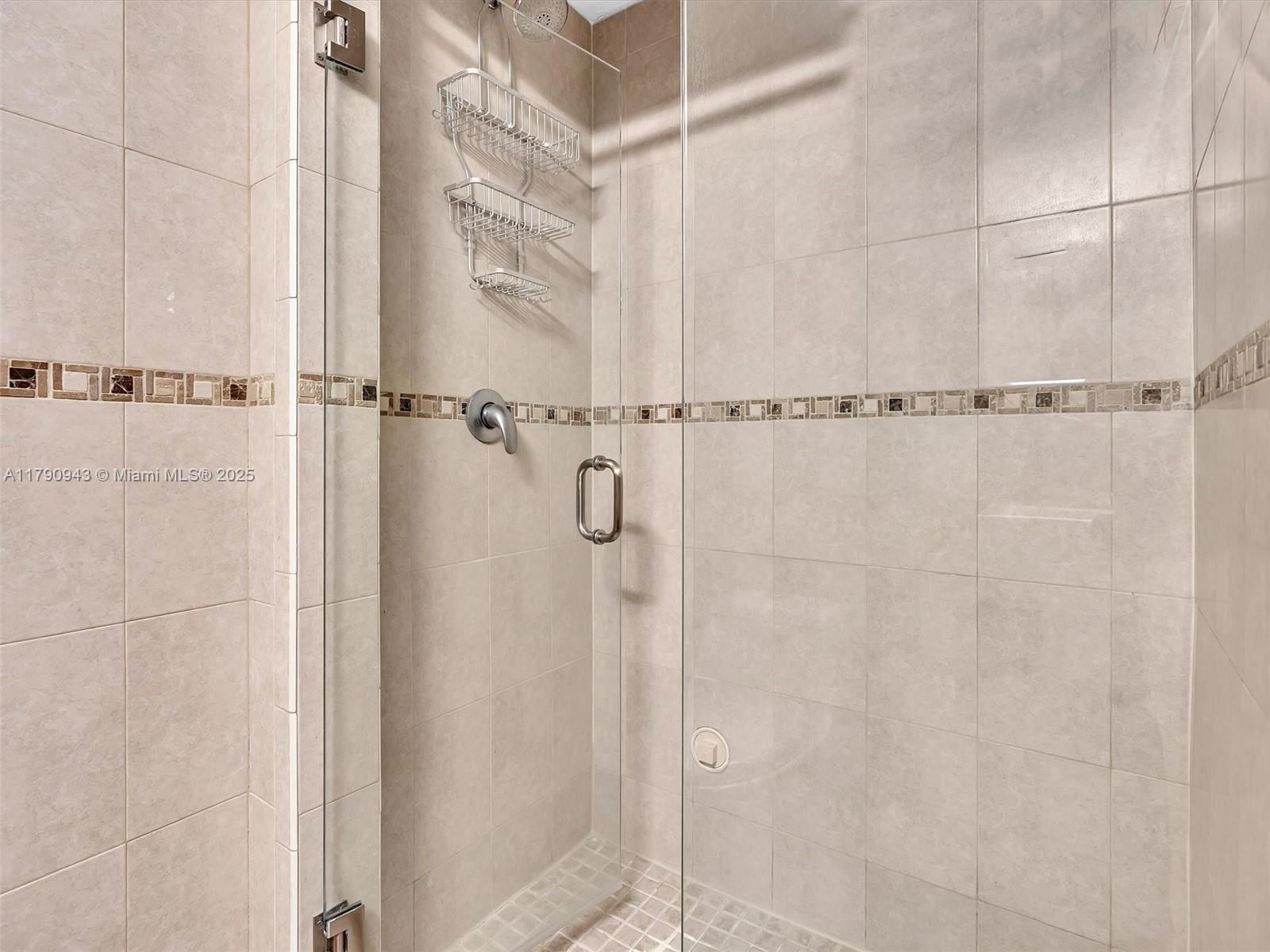 Real estate property located at 2400 Brickell Ave #306D, Miami-dade, Brickell Forest Condo, Miami, FL